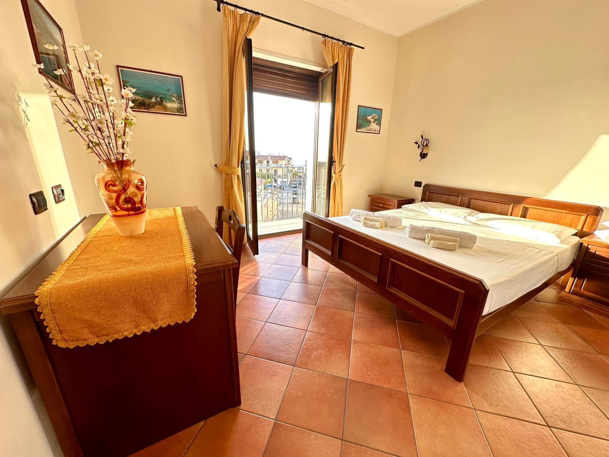 Luxury Accommodation Santa Domenica  Buitenkant foto